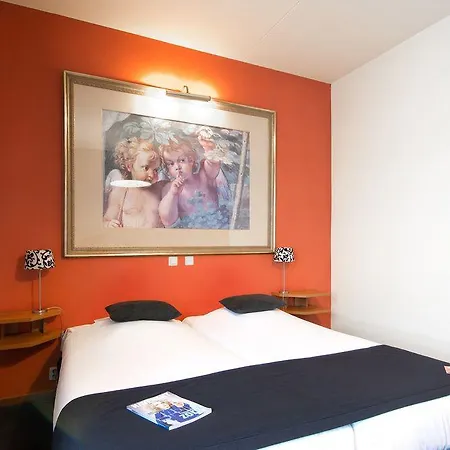 Mabi Centre Hotel