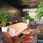 Mabi Centre Hotel